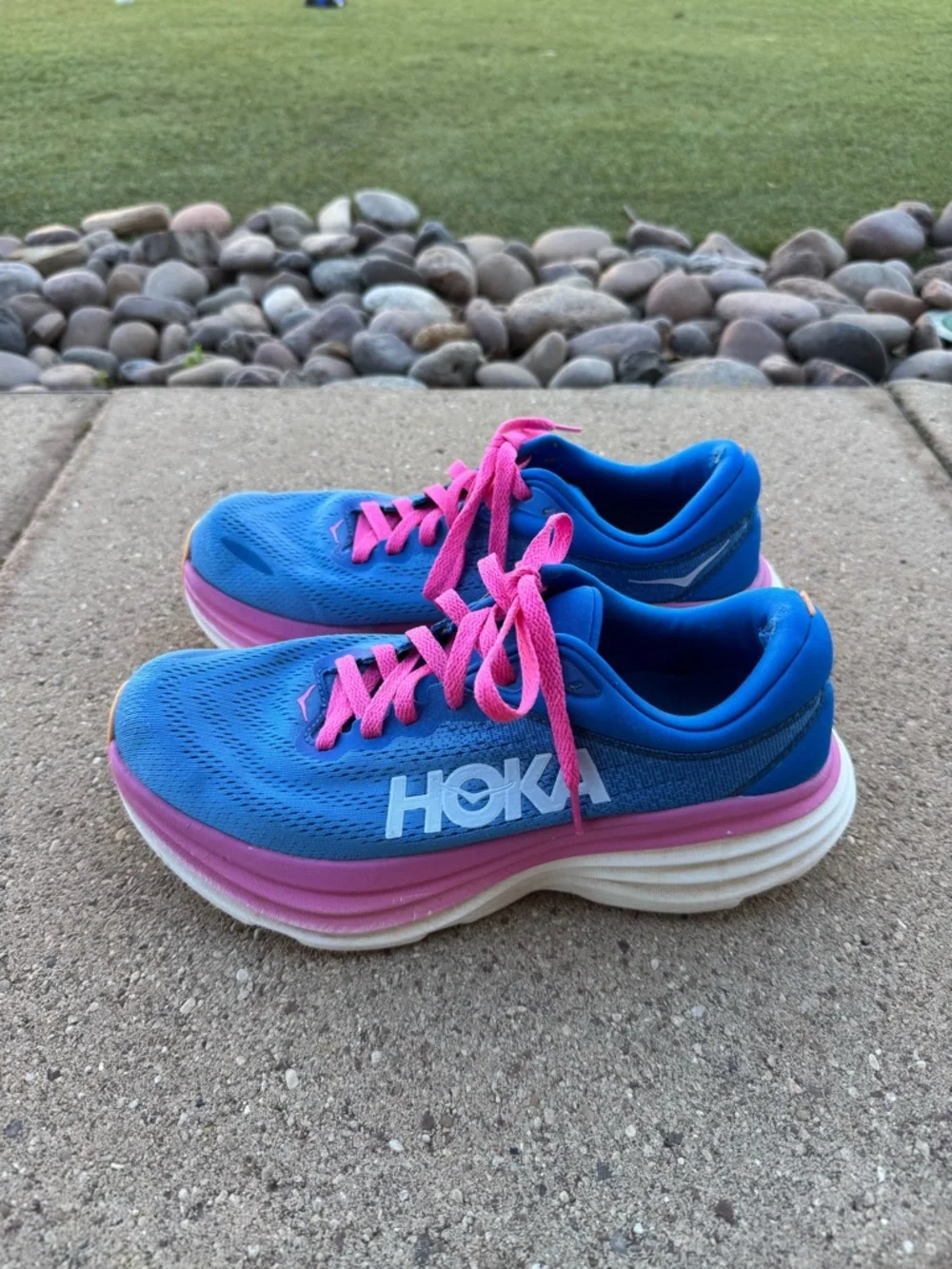 HOKA One Bondi 8 Women’s Size 9.5 - Picture 1 of 7